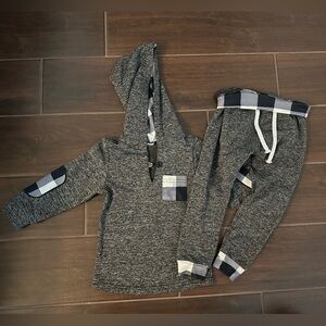 2 piece set with hood